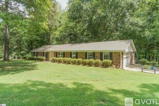 1 Nova St in Taylors, SC - Building Photo