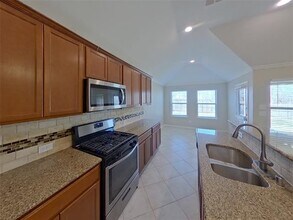 457 Peach Ln in Burleson, TX - Building Photo - Building Photo