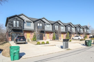 Merlot in Owasso, OK - Building Photo - Building Photo