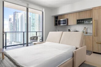 159 NE 6th St in Miami, FL - Building Photo - Building Photo
