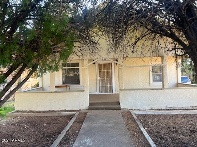 property at 5542 S Apache Ave