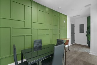 927 S Howard Ave in Tampa, FL - Building Photo - Building Photo