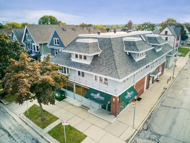 property at 1927 E Locust St