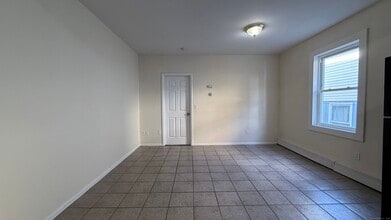 236 Greenwich Ave in Stamford, CT - Building Photo - Building Photo