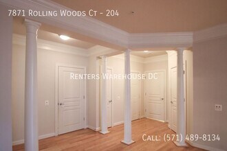 7871 Rolling Woods Ct in West Springfield, VA - Building Photo - Building Photo