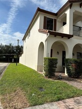 8338 NW 39th Ct in Pembroke Pines, FL - Building Photo - Building Photo