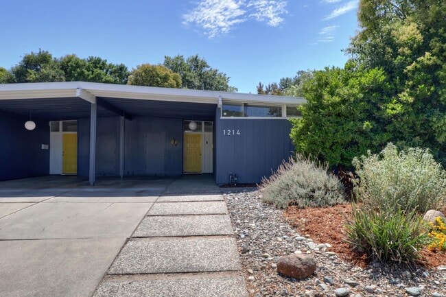 property at 1214 Drake Dr