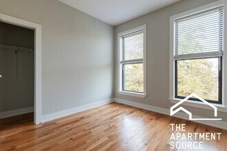 637 W Oakdale Ave in Chicago, IL - Building Photo - Building Photo