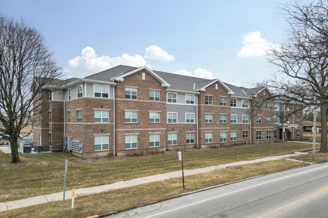 Warren Commons in Toledo, OH - Building Photo