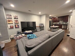 2541 W Cortland St in Chicago, IL - Foto de edificio - Building Photo