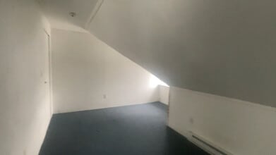 217 Chestnut St, Unit 217 B in Kittanning, PA - Building Photo - Building Photo