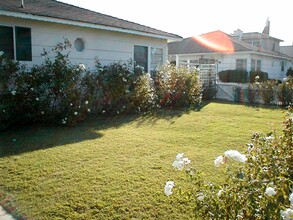 6078 W 18th St in Los Angeles, CA - Building Photo - Building Photo