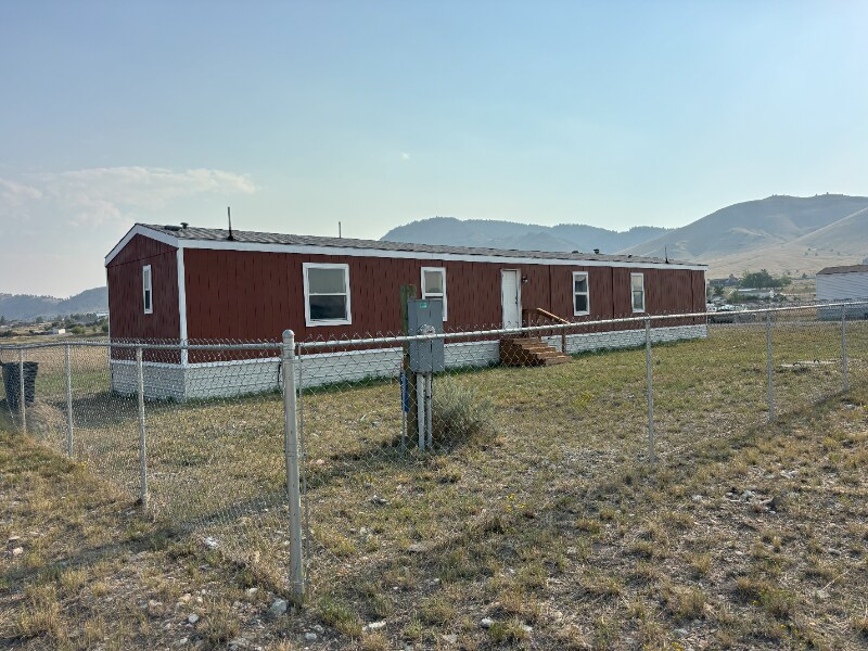 7258 Opportunity Dr in Helena, MT - Building Photo