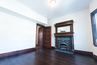 26 Rosedale St, Unit 1 in Boston, MA - Building Photo - Building Photo