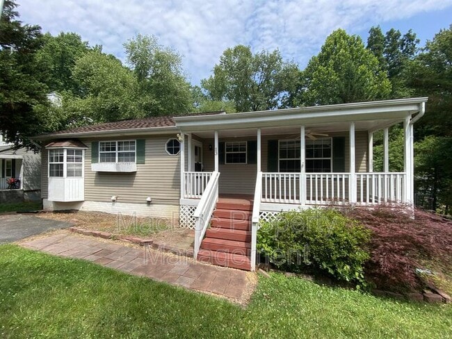 13 Rocky Stone Dr
