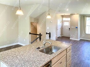 3934 Grove Point Dr in Richmond, VA - Building Photo - Building Photo