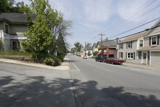 65 Market Sq in Amesbury, MA - Building Photo - Building Photo