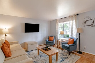304 N University Blvd in Mobile, AL - Building Photo - Building Photo