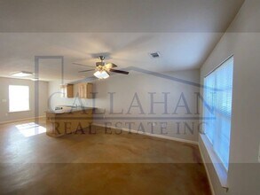 8001 Langer Ln in Sherwood, AR - Building Photo - Building Photo