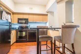 2440 W Horatio St, Unit 1030 in Tampa, FL - Building Photo - Building Photo