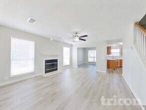 1022 Ridge Trail, Unit Private in Goodlettsville, TN - Foto de edificio - Building Photo