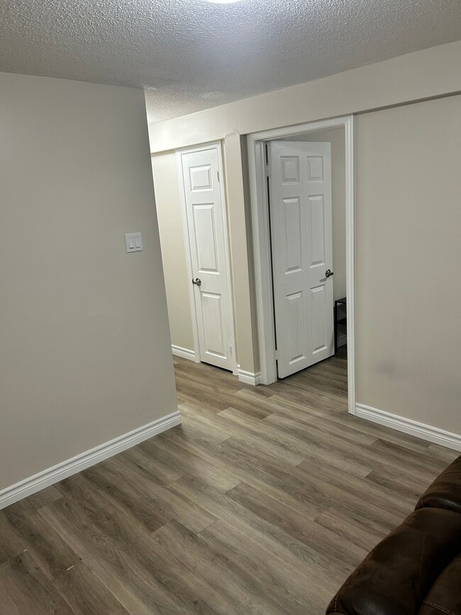 130 Freshmeadow Way in Guelph, ON - Building Photo - Building Photo