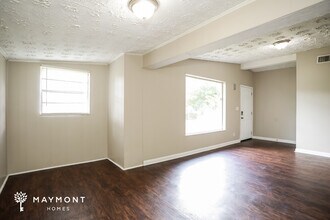 8863 Yeoman Dr in Jacksonville, FL - Foto de edificio - Building Photo