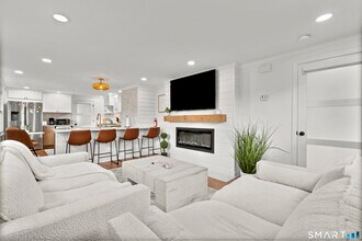 180 Ruane St in Fairfield, CT - Building Photo - Building Photo