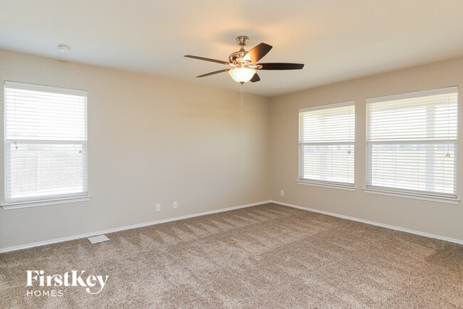 9803 Wolff Run in Converse, TX - Building Photo - Building Photo