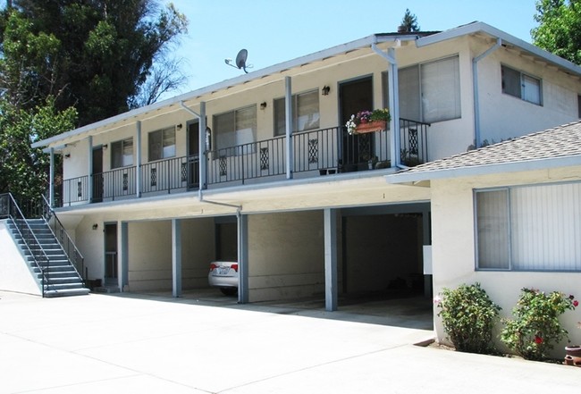 274-278 W California Ave in Sunnyvale, CA - Foto de edificio - Building Photo