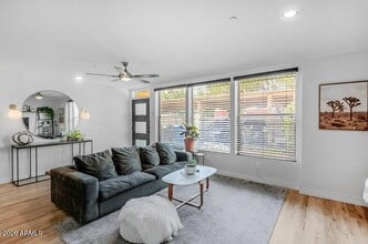 2929 N 39th St in Phoenix, AZ - Building Photo - Building Photo