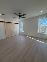 211 Kahana Ln in Bastrop, TX - Foto de edificio - Building Photo