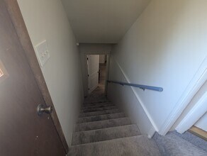 735 S 19th Ave, Unit Basement Apartment in Pocatello, ID - Foto de edificio - Building Photo