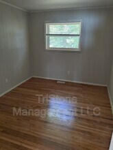 9131 Feldbank Dr in Charlotte, NC - Foto de edificio - Building Photo