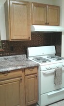 106 17th Street, Unit APT 2 in Altoona, PA - Foto de edificio - Building Photo