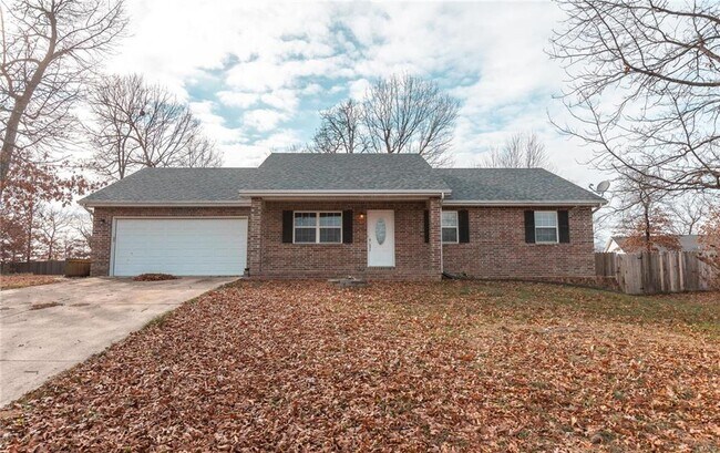 21088 Larson Rd in Waynesville, MO - Building Photo - Building Photo
