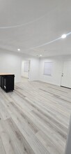 3016 Halldale Ave, Unit 3016 12 in Los Angeles, CA - Building Photo - Building Photo