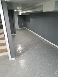 1203 W Cross St - 28