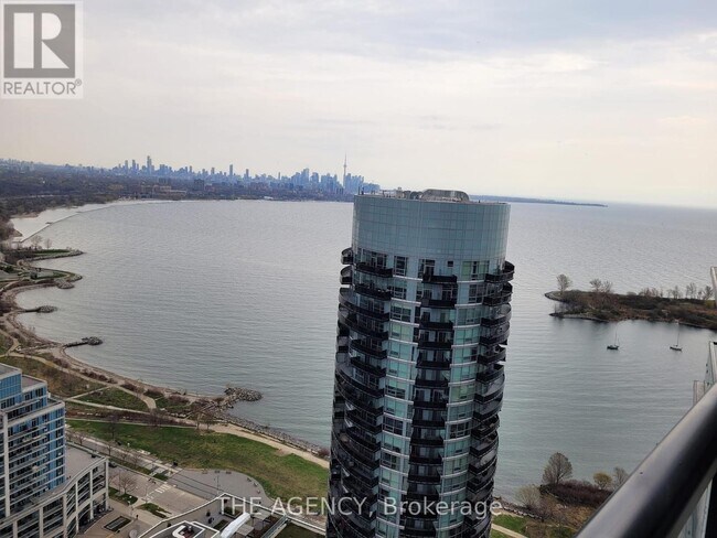 38-3638 Annie Craig Dr