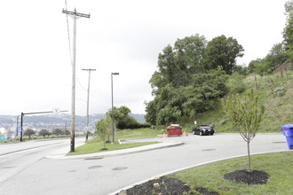 Portal Place Phase II in Pittsburgh, PA - Building Photo - Building Photo