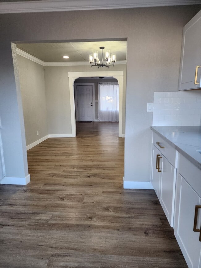 1527 Stanford Ave in Stockton, CA - Building Photo - Building Photo