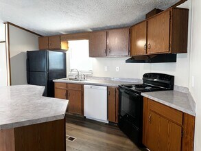 602 Aster Bend in Timmonsville, SC - Building Photo - Building Photo