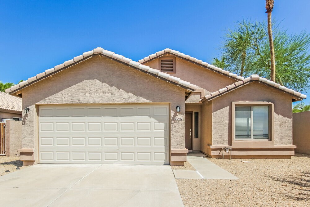 7907 N 53rd Dr in Glendale, AZ - Building Photo