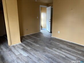 42 Elliot St in New Haven, CT - Building Photo - Building Photo