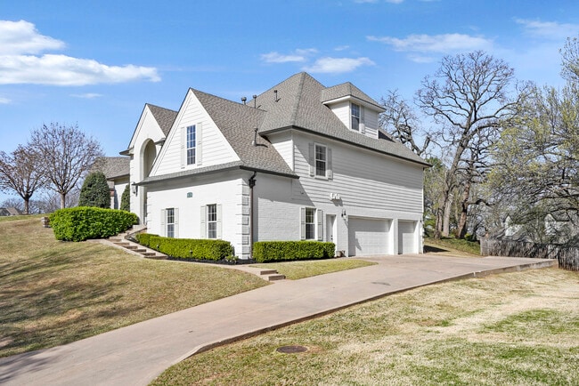 3517 E 102nd Pl in Tulsa, OK - Building Photo - Building Photo