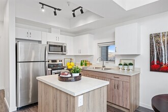 McGill Ridge Apartments in Kamloops, BC - Building Photo - Building Photo