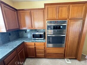 26900 Seurat Ln in Santa Clarita, CA - Building Photo - Building Photo