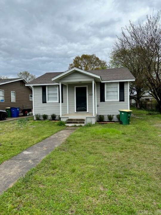 615 W 46th St in North Little Rock, AR - Building Photo