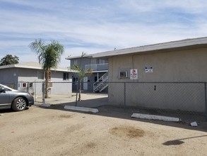 1409 Ming Ave in Bakersfield, CA - Building Photo - Other