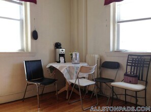 215 Harvard Ave, Unit 4 in Boston, MA - Building Photo - Building Photo